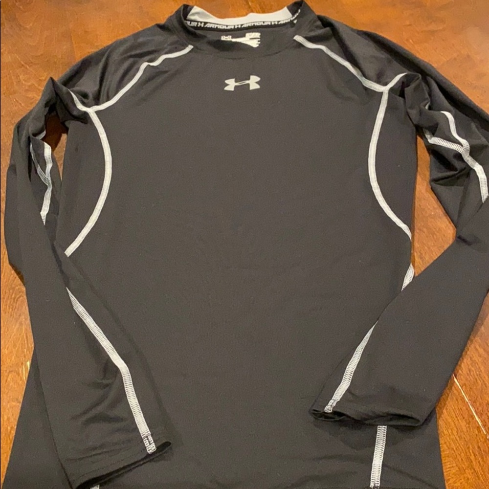 Under Armour dry fit